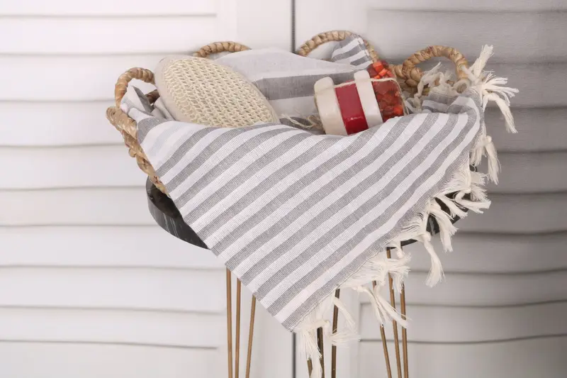 Lightweight Turkish towel, Personalized Bridesmaid Gift, Valentines Day Gift Idea, Bridesmaid Towel, Large Turkish Towel, 70x40 Cotton Striped Towel - 2