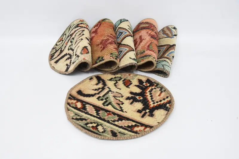 ボヘミアン サークル プレースマット、ベージュ & レッド コットン ウール ボヘミアン装飾