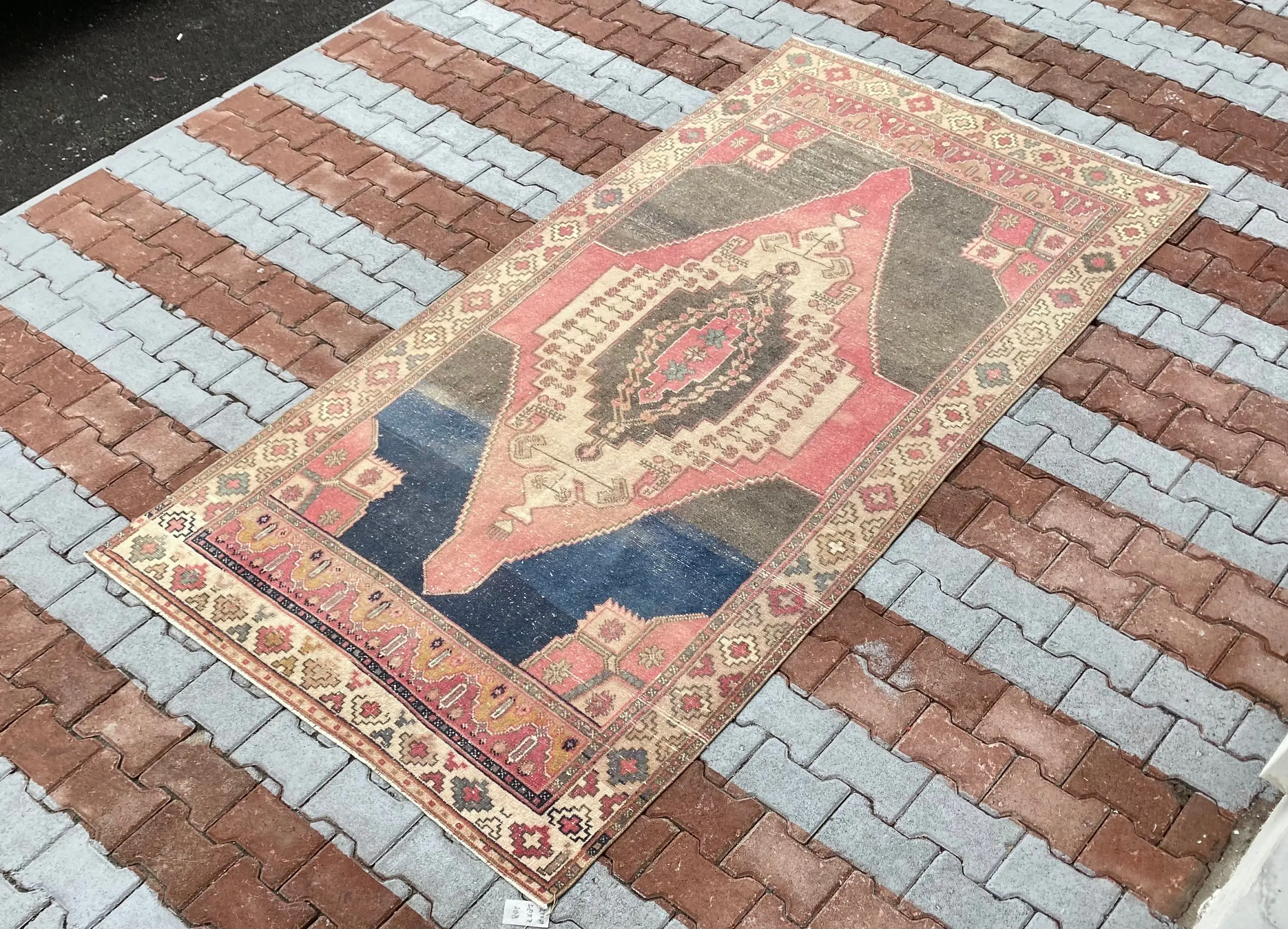 Vintage Halı, 4.6x9.2 ft Türk Halısı, Kırmızı Mavi Çiçekli Yün Halı - 1