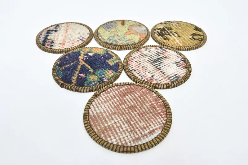 茶色と黄色のコースター、ユニークなエスニックコースターセット