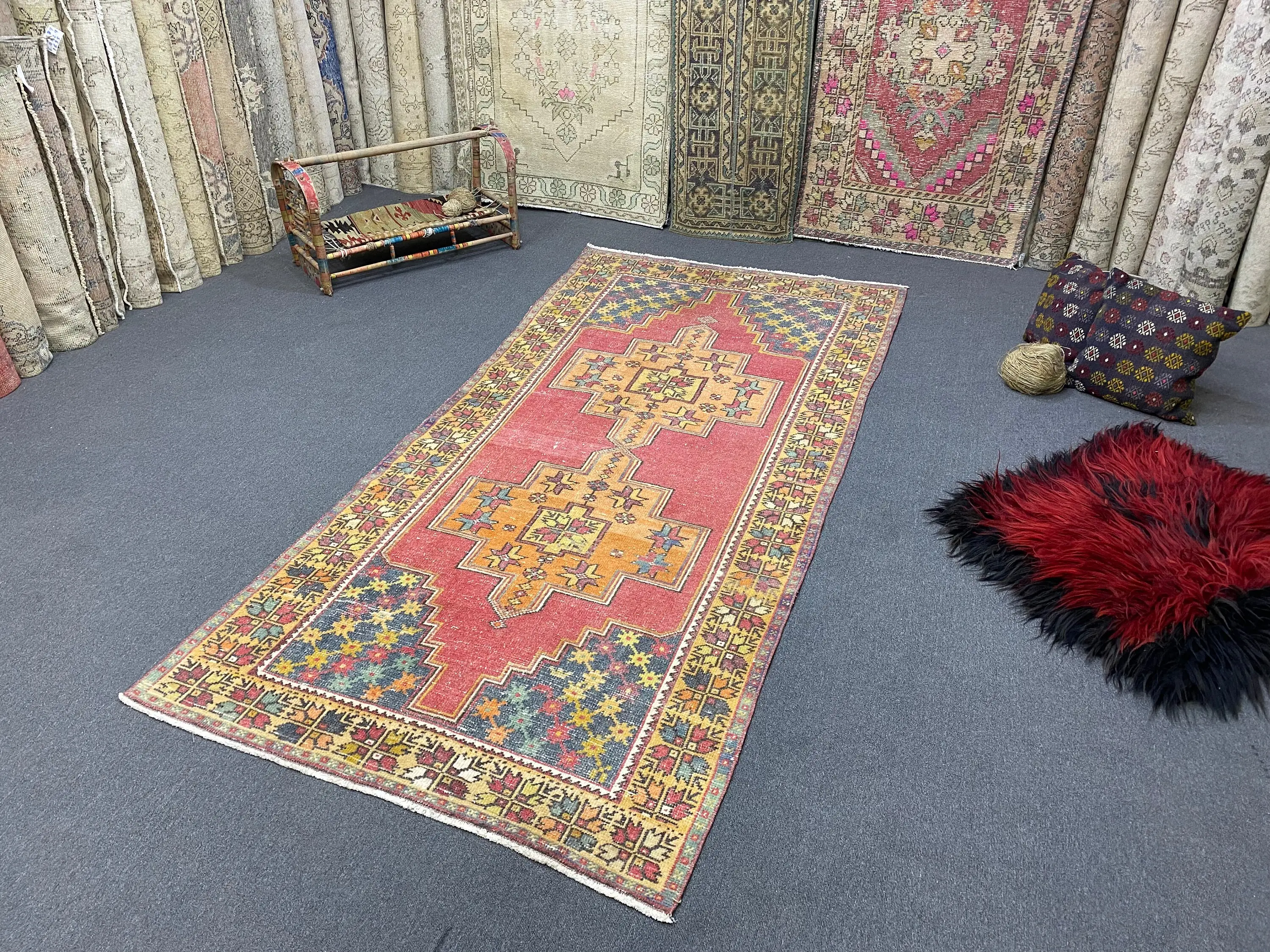 Vintage 3,8x8,4 ft Teppich, türkischer Teppich, roter Blumenteppich aus Wolle - 1