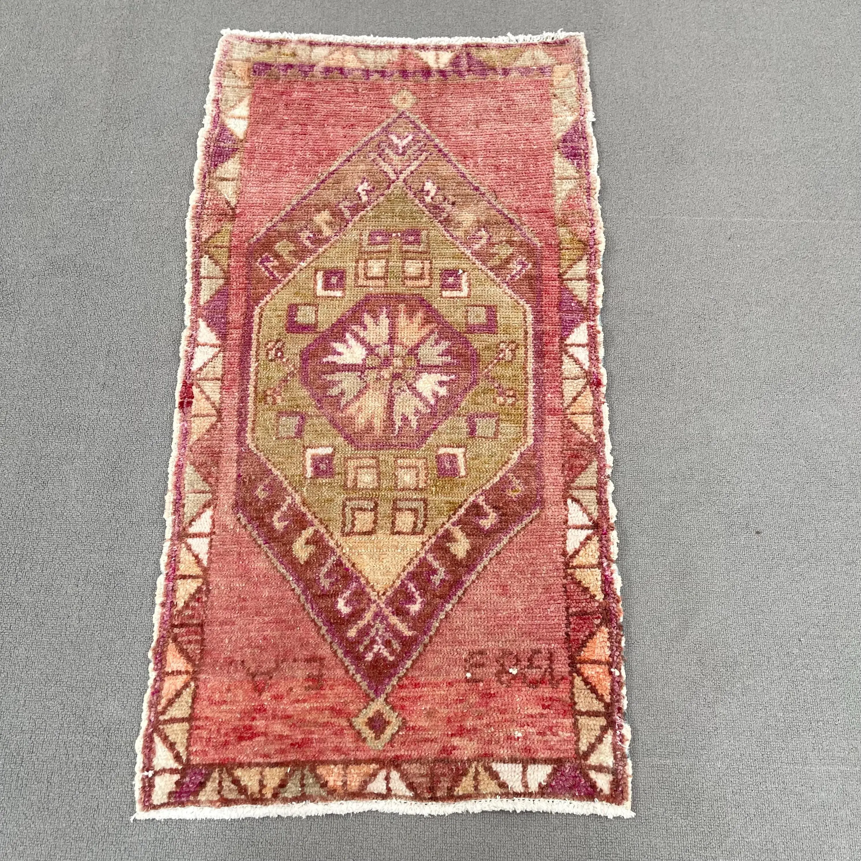 Turkish Small Rug 1.7x3.4 ft, Vintage Red Patchwork Wool Rug - 1