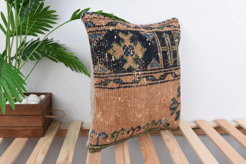 Ethnic Pillow Cover Cushion Cover, Pillow for Couch, Boho Pillow Sham Cover, Handmade Kilim Cushion, 18x18 Red Cushion, Luxury Cushion, Pillow Cover - 4