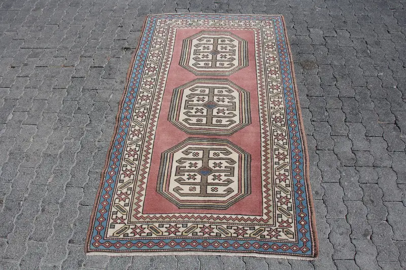 Türk Vintage Alan Halısı 3.9x6.4 ft, Kırmızı Mavi Puantiyeli Halı - 1