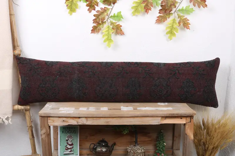 Rot & Grün besticktes Wurfkissen, geometrisches Leinenkissen