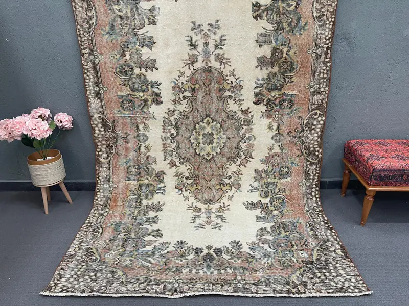5.5x8.9 ft Vintage Rug, Turkish Large Rug, Brown Blue Check Wool Rug - 1
