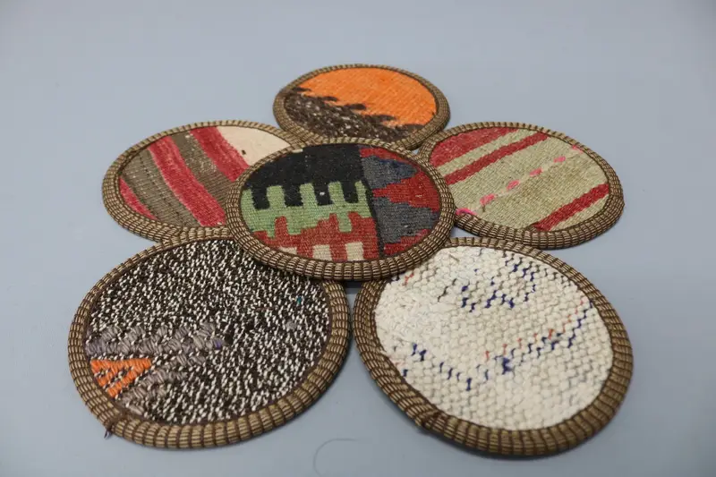 Orange und Beige gestreifter Untersetzer, einzigartiger türkischer Kelim-Untersetzer