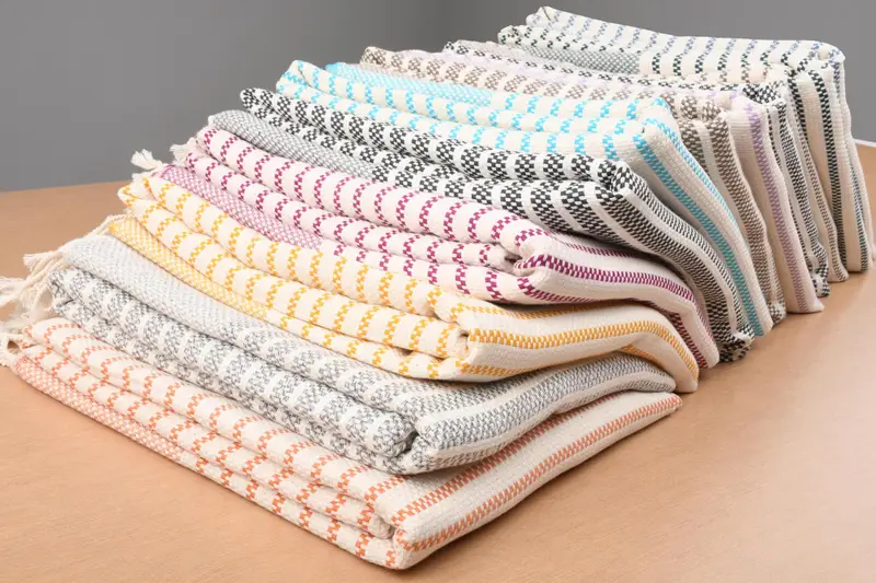 Gestreiftes türkisches Handtuch aus Bio-Baumwolle, Beige, 40 x 75 Zoll