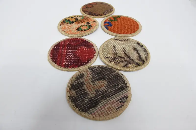 Eleganter Untersetzer in Orange und Rot, runder Premium-Untersetzer