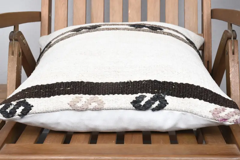 18x18 Beige Pillow Case, Vintage Kilim Throw Pillow, Vintage Pillow, Interior Designer Pillow, Meditation Cushion Case, Cushion Cover - 5