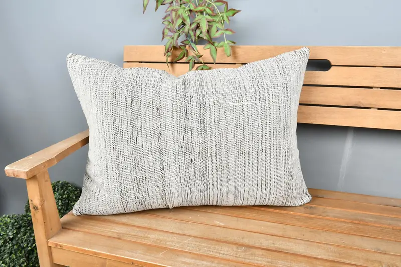 Luxury Cushion Case, Ikat Pillow, Cushion Case, Vintage Kilim Pillow, 20x28 White Pillow Case, Boho Pillow, Ethnical Kilim Rug Pillow - 1