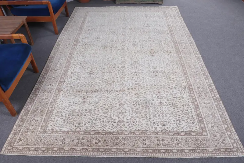 Türk Vintage Halısı, Büyük 6.3x9.6 ft (192x293 cm) Halı, Beyaz Çiçekli Yün Halı - 1