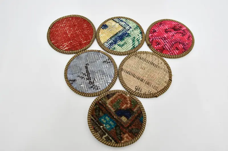 Posavasos redondos bohemios, posavasos de bebidas rosas y beige