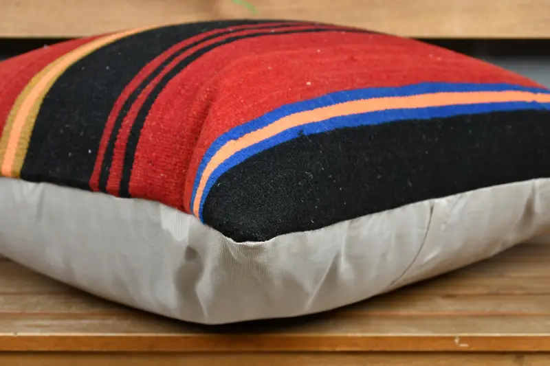 Kilim Pillow, Handwoven Pillow Sham, Vintage Pillow, Kilim Rug Pillow Cover, 24x24 Red Cushion Case, Cushion Cover, Kilim Pillow Cover - 4