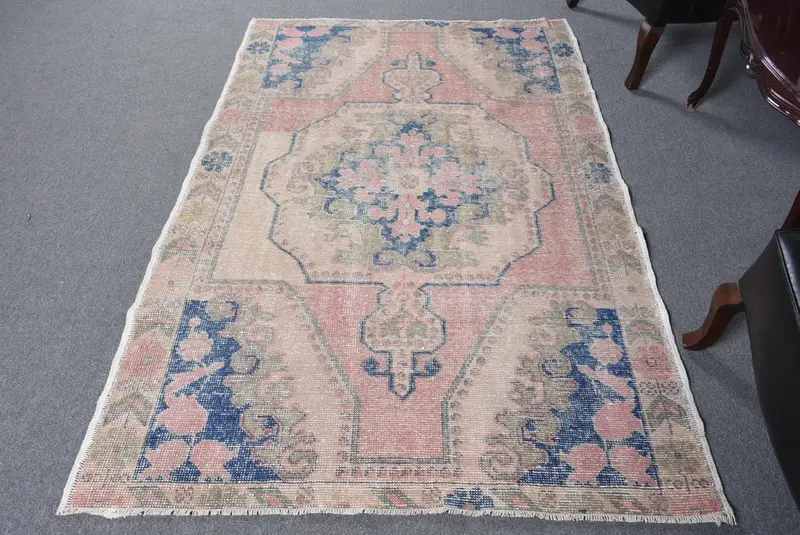 Alfombra vibrante naranja y azul, 12 x 18 m, diseño botánico