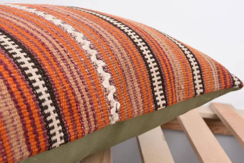 Vintage Kilim Throw Pillow, Retro Throw Cushion Case, Pillow Cover, 16x24 Red Cushion Cover, Turkish Pillow, Patio Pillow Cover, Pillow for Couch - 7