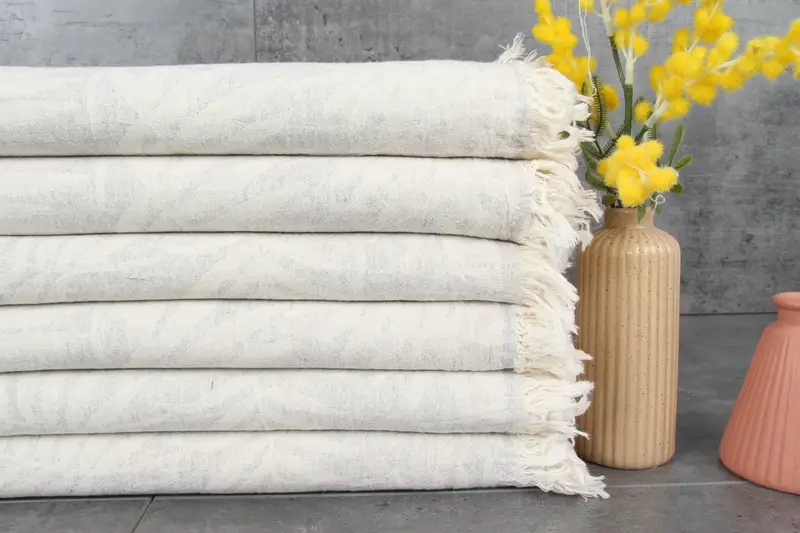 Turkish Towel Floral Patterned Bath Towel Beige, 40x63 Inches