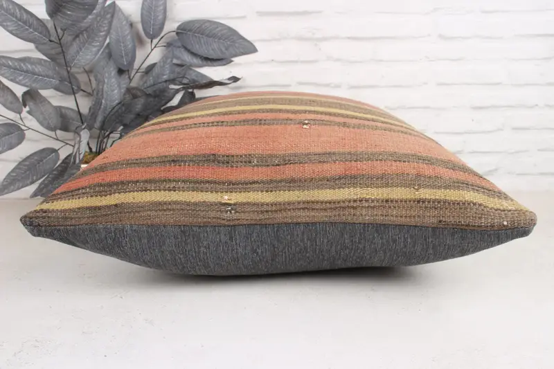 Throw Kilim Pillow, 24x24 Red Cushion Case, Decorative Throw Cushion, Vintage Pillow, Pillow for Couch, Pillow Sham, Vintage Kilim Pillow Cushion - 5