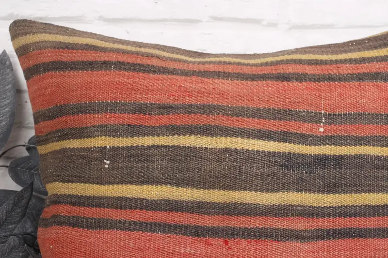 Throw Kilim Pillow, 24x24 Red Cushion Case, Decorative Throw Cushion, Vintage Pillow, Pillow for Couch, Pillow Sham, Vintage Kilim Pillow Cushion - 2