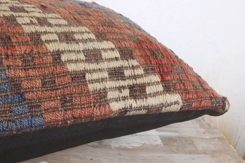 Kilim Pillow, Neutral Throw Cushion, Pillow Sham, Turkish Kilim Pillow, Kilim Pillow Cover, 12x20 Red Pillow Sham, Outdoor Patio Pillow Sham - 6
