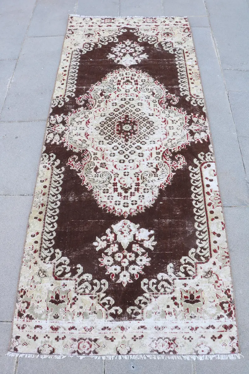 Alfombra Floral Marrón, 2,7x6,5 pies Diseño Paisley Beige