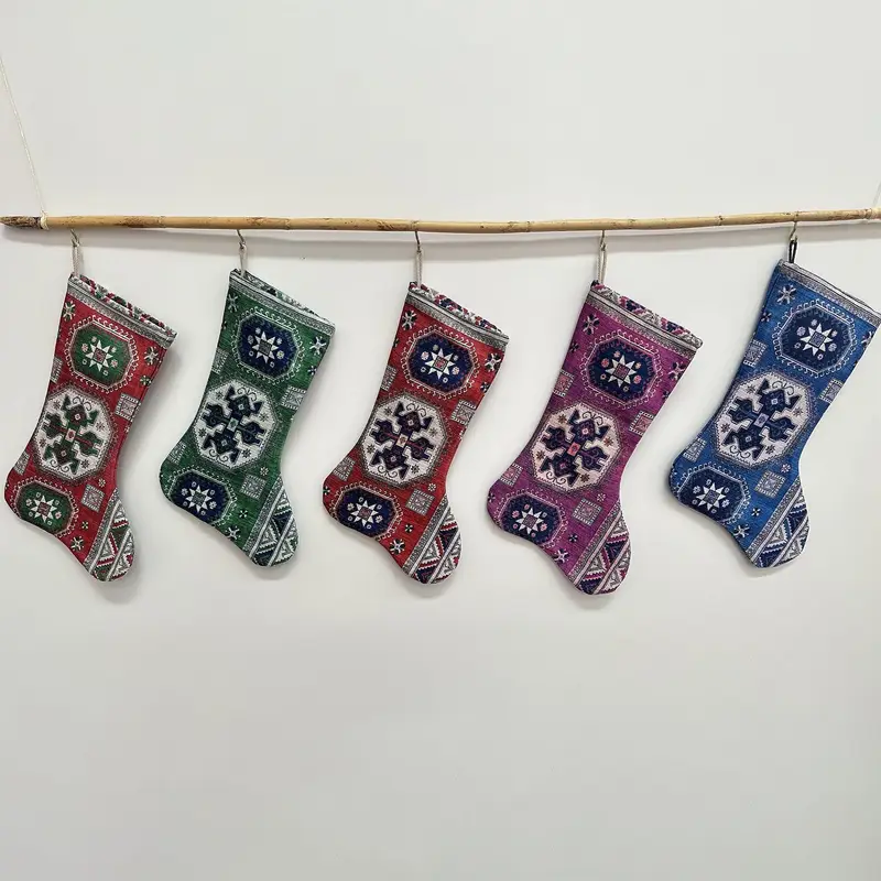 幾何学模様のヴィンテージプリントストッキング、モダンシックで快適な生地