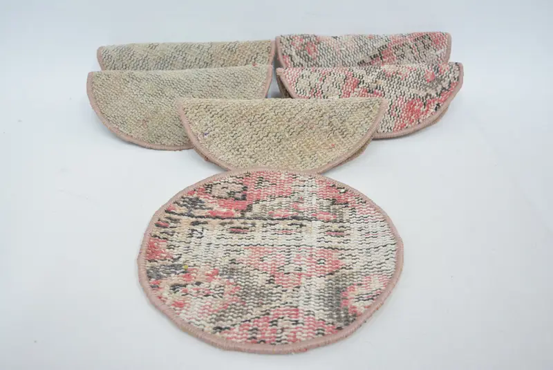 ベージュ & レッド ボヘミアン ゴシック プレースマット、25x25 インチ ボヘミアン装飾