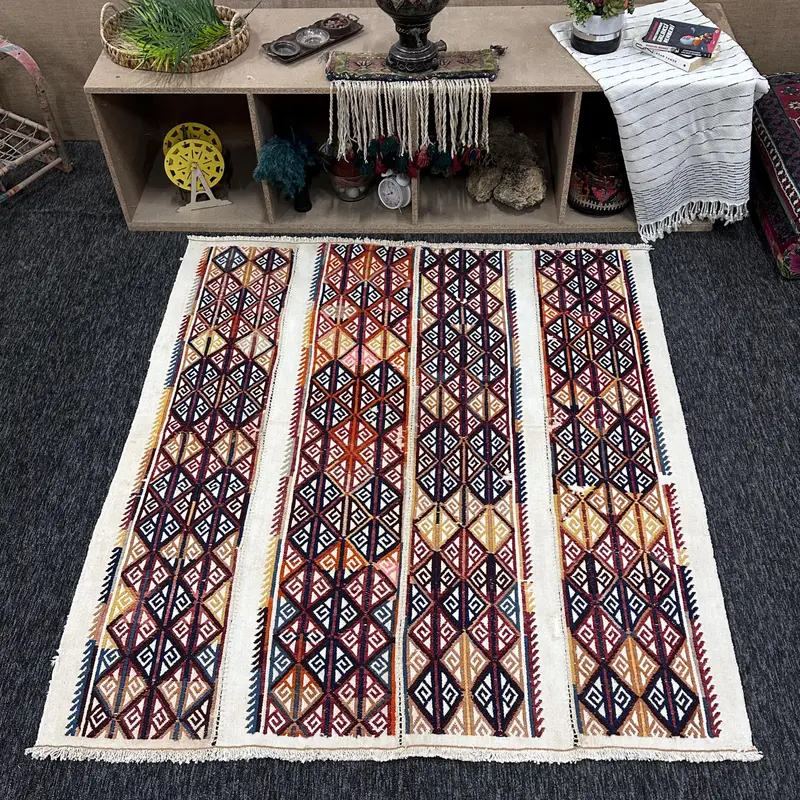 4,9 x 5,4 Fuß großer türkischer Teppich, Vintage-Teppich, blau-roter Patchwork-Wollteppich - 1