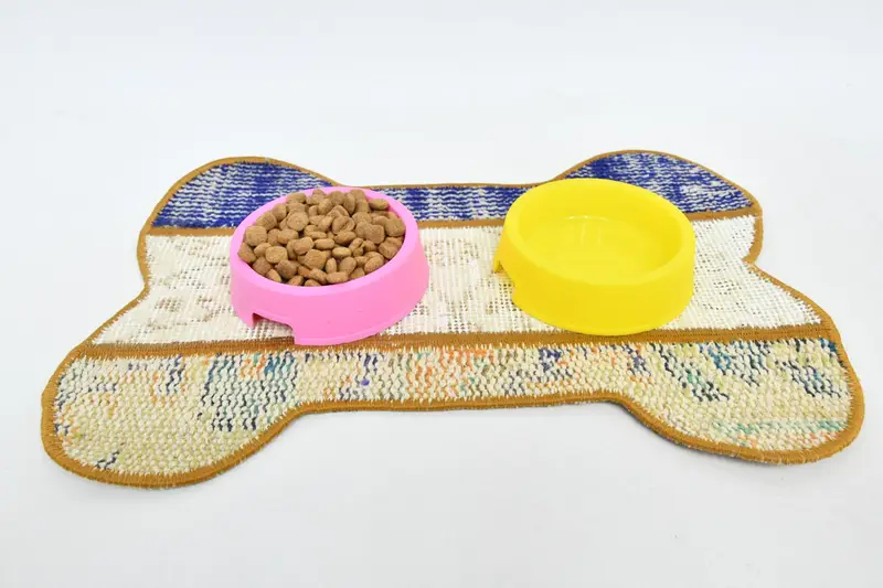 Bej & Bronz Kilim Pet Mat, Dayanıklı ve Emici Ped