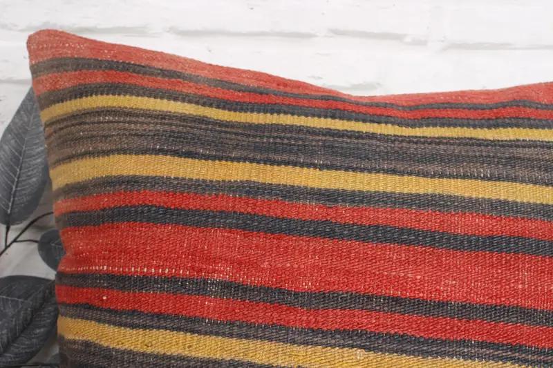 24x24 Red Cushion Cover, Handwoven Cushion Cover, Cushion Cover, Vintage Kilim Throw Pillow, Throw Kilim Pillow, Handmade Kilim Cushion, Toss Pillow - 2