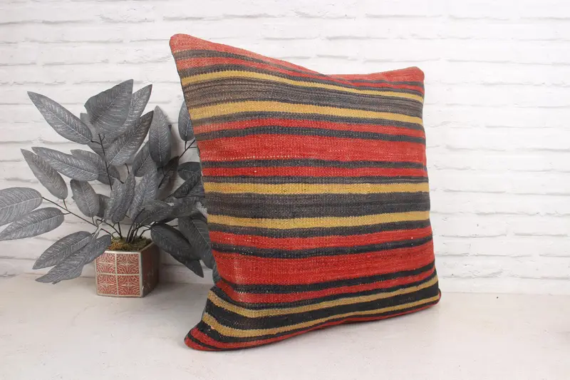 24x24 Red Cushion Cover, Handwoven Cushion Cover, Cushion Cover, Vintage Kilim Throw Pillow, Throw Kilim Pillow, Handmade Kilim Cushion, Toss Pillow - 3