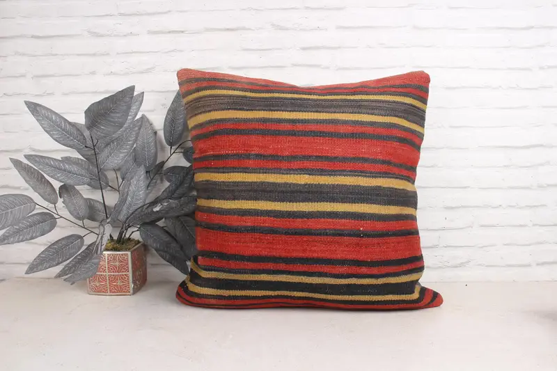 24x24 Red Cushion Cover, Handwoven Cushion Cover, Cushion Cover, Vintage Kilim Throw Pillow, Throw Kilim Pillow, Handmade Kilim Cushion, Toss Pillow - 1