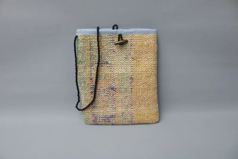 調節可能なストラップ付きアールデコ調キリムバッグ、ヴィンテージモチーフクロスボディバッグ