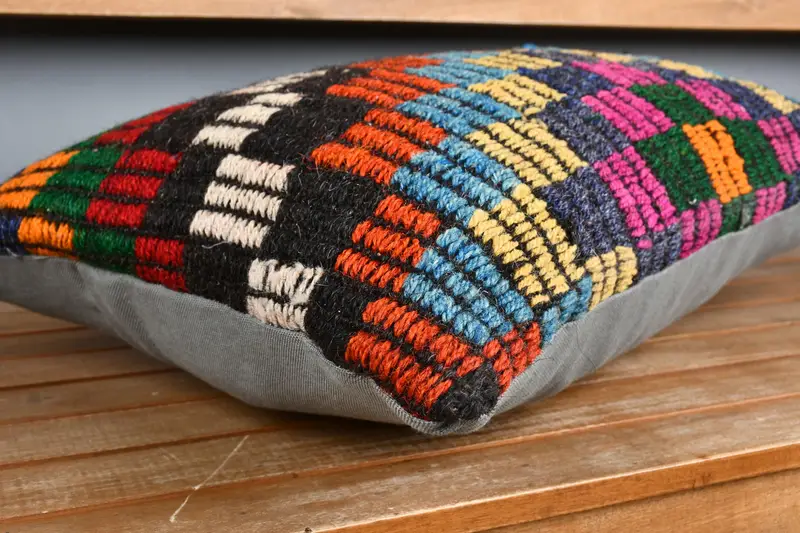 Vintage Kilim Throw Pillow, Cushion Case, Ethnical Kilim Rug Pillow, Accent Pillow Cover, 16x24 Red Pillow, Yoga Cushion, Turkish Kilim Pillow - 3
