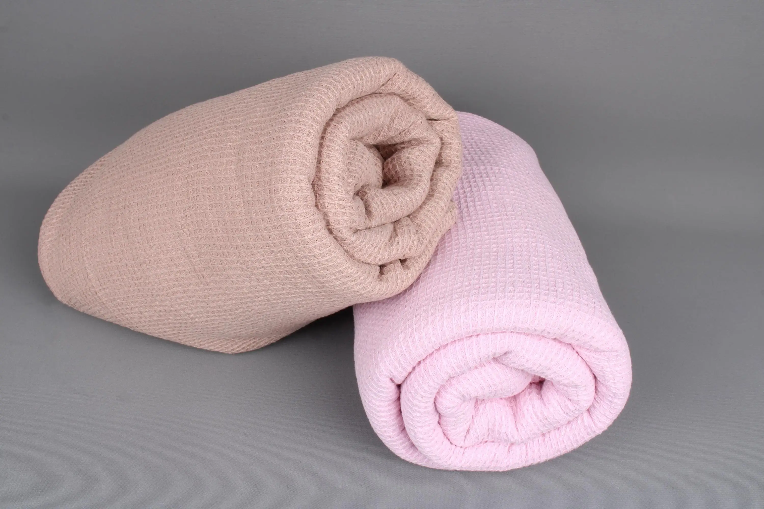 67x79 Cotton Blanket, Floral Pattern, Recycled and Organic Cotton, Queen Size - 1