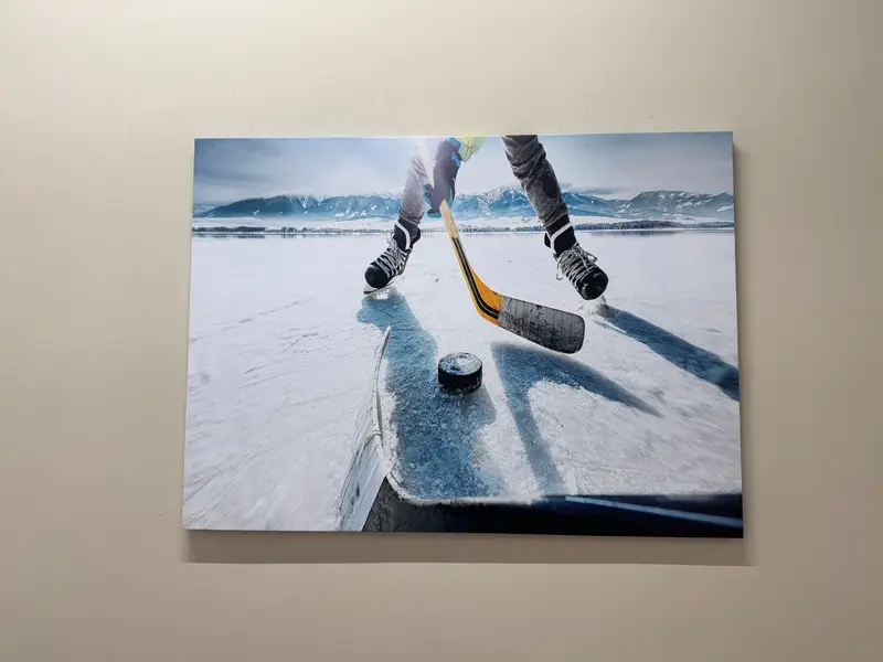 Trendige Leinwand: Werten Sie Ihr Spielzimmer mit Eishockey-Kunst auf