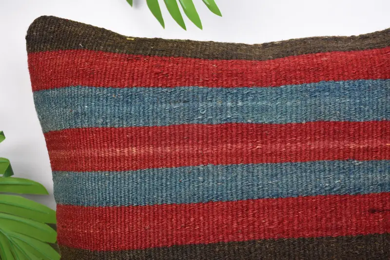 Vintage Kilim Throw Pillow, Indoor Pillow Cover, Pillow Cover, Kilim Rug Pillow Sham, Home Decor Pillow, 14x14 Red Pillow, Pillow for Sofa - 2