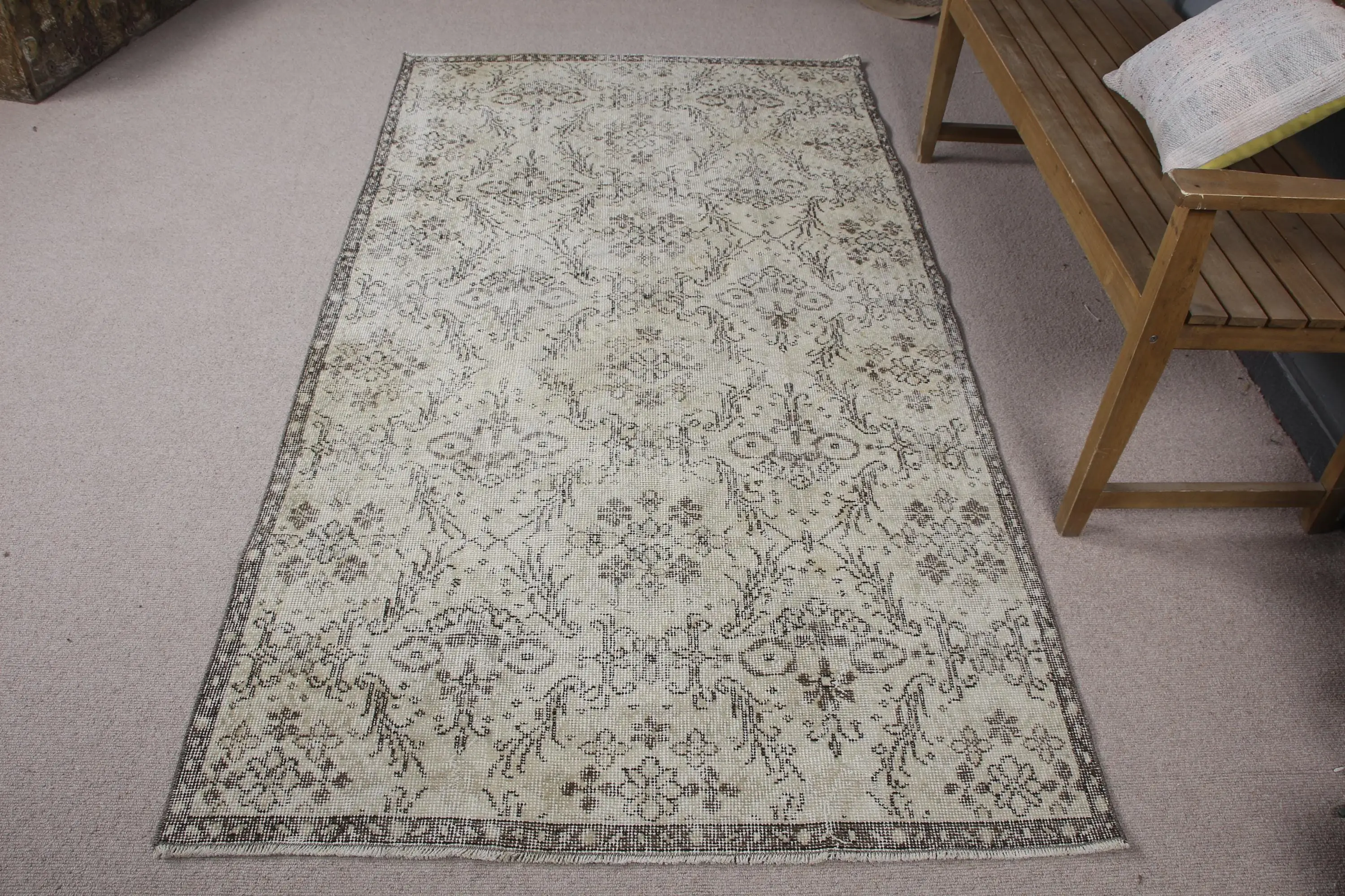 4,1x7,4 ft türkischer Teppich, Vintage-Teppich, graubrauner Wollteppich mit Tiermuster - 1