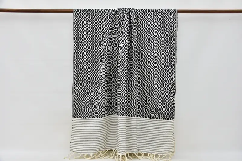 Soft and absorbent Turkish towel, Unique Gift, Beach Towel Gift, Travel Towel, Cotton towel, 76x38 Cotton Diamond Towel, Personalized Beach Towel - 2