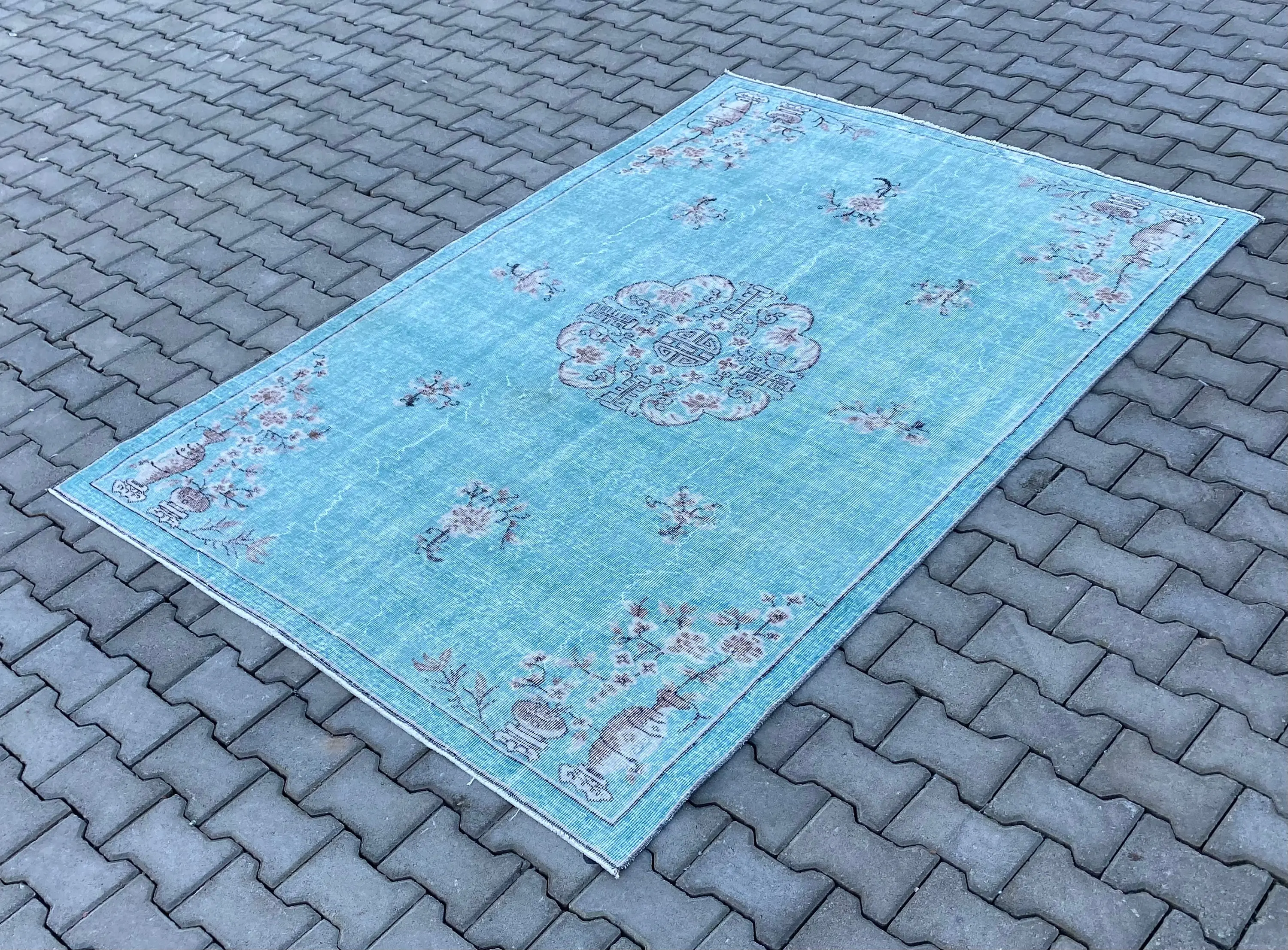 Türkischer Vintage Teppich, 5,3x8,2 ft Teppich, blauer großer Blumenteppich - 1
