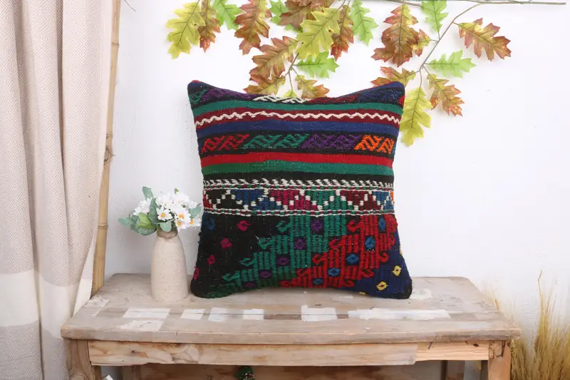 Interior Designer Pillow, Cushion Case, Garden Pillow, Cotton Pillow Case, Vintage Pillow, Pillow for Sofa, 18x18 Green Pillow Cover - 1
