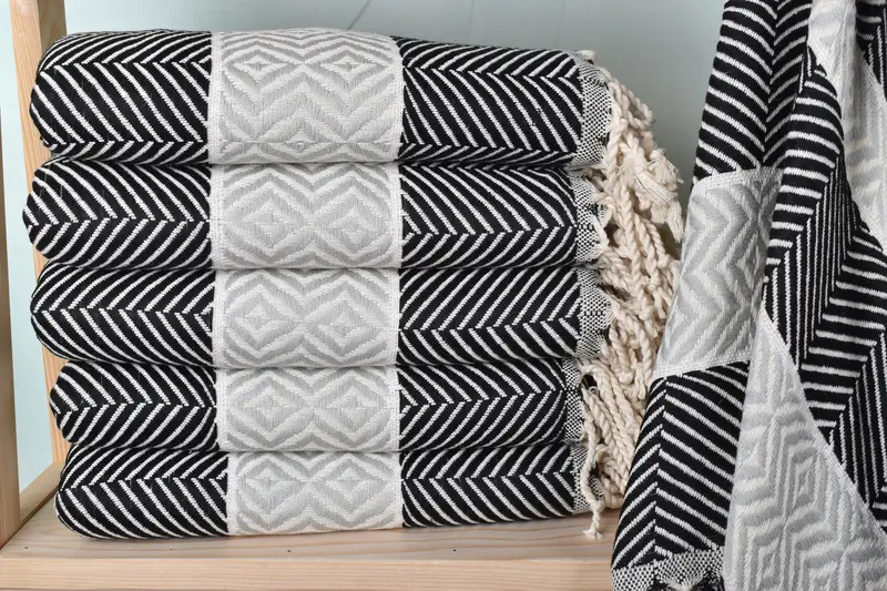 Turkish Beach Towel Black-Gray Chevron, Organic Cotton/Linen, 40x71 Inches