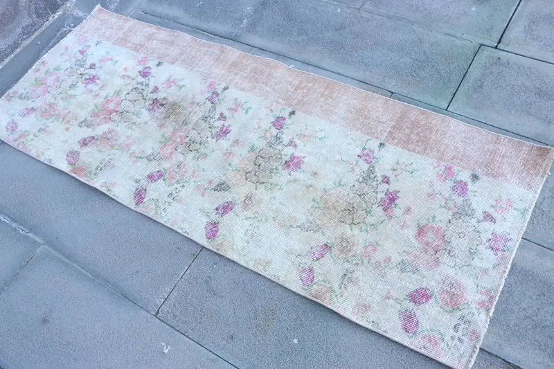 Turkish Vintage Rug, 2.1x5.6 ft Runner Rug, White Oushak Plants & trees Rug - 1
