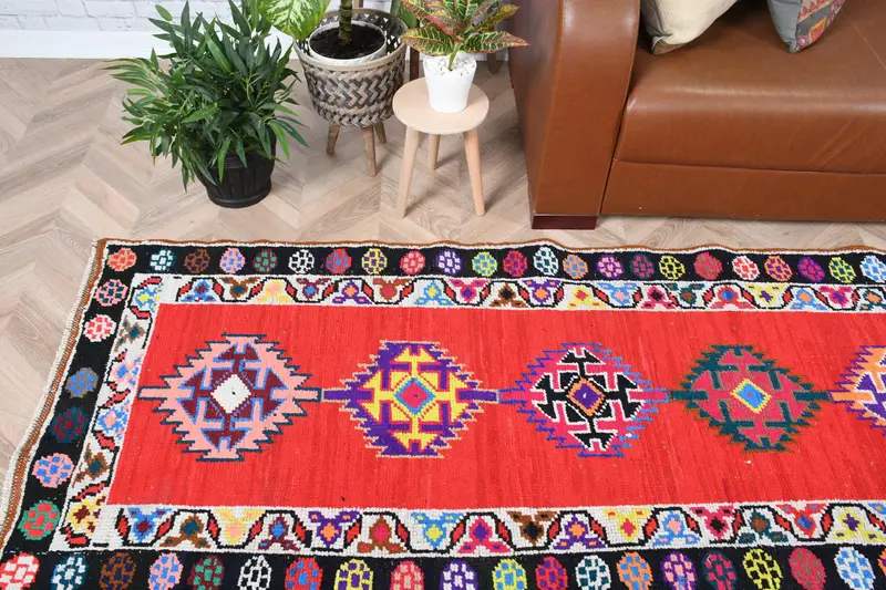 Türkischer Vintage-Läuferteppich 2,8 x 12,1 Fuß, rot-blauer marokkanischer Wollteppich - 1