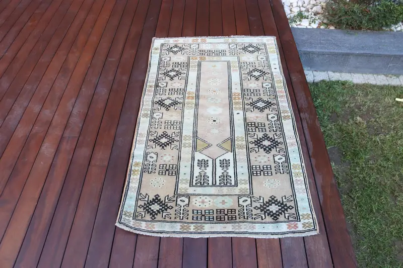 Vintage Türk Oushak Halısı 2.7x4.5 ft, Kahverengi Küçük Güneybatı Yün Halı - 1