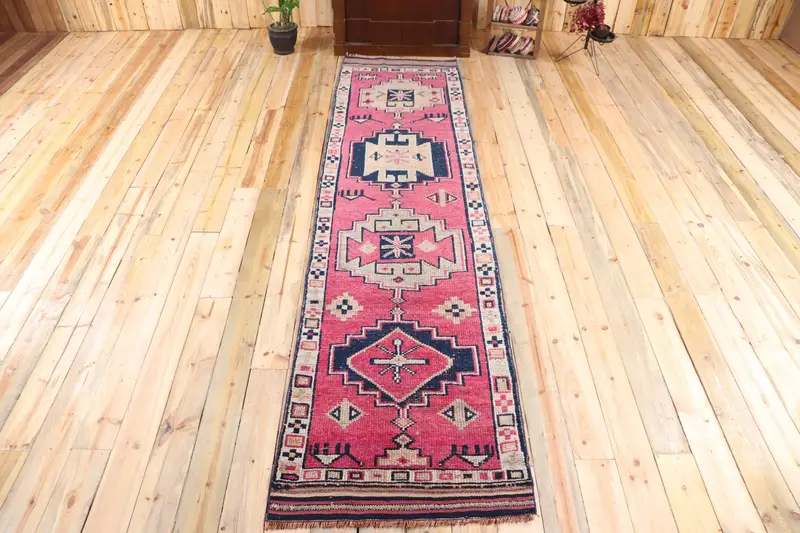 Türkischer Teppich, 2,8x11,1 ft Vintage Teppich, rosa geometrischer Wollteppich - 1