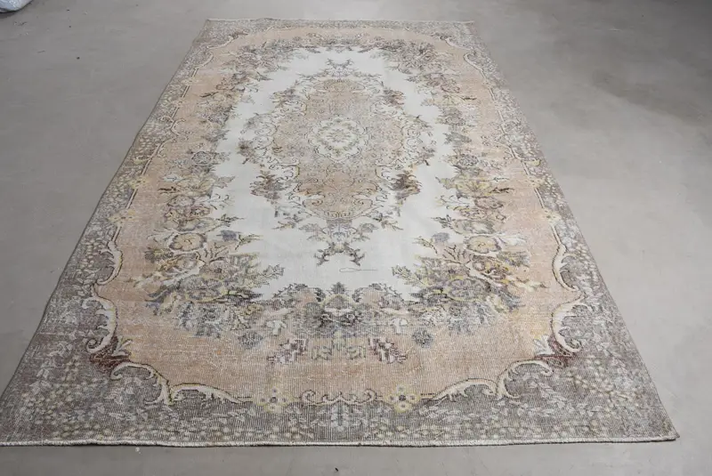 Turkish Vintage Rug, 5.9x10 ft Oushak Rug, Gray Floral Wool Rug - 1