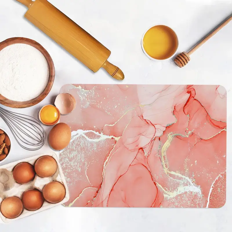 きらめくゴールドの大理石ガラスまな板、高級キッチンの必需品