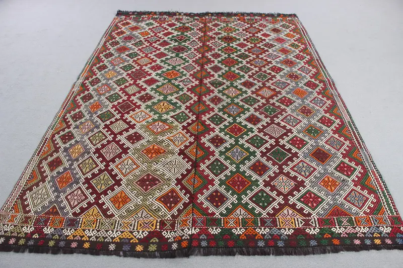 Red Floral Rug, 6x8 ft Green Paisley Design