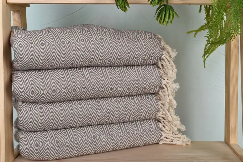 70x40 Cotton Zigzag Diamond Towel, Wedding Towel, Lightweight towel, Quick-dry peshtemal, Bachelorette Party Gifts, Home Gift, Personalized Gifts - 1
